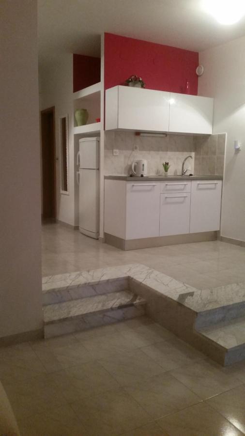 Apartments House Of The Rising Sun - Puljic Lokva Rogoznica Esterno foto